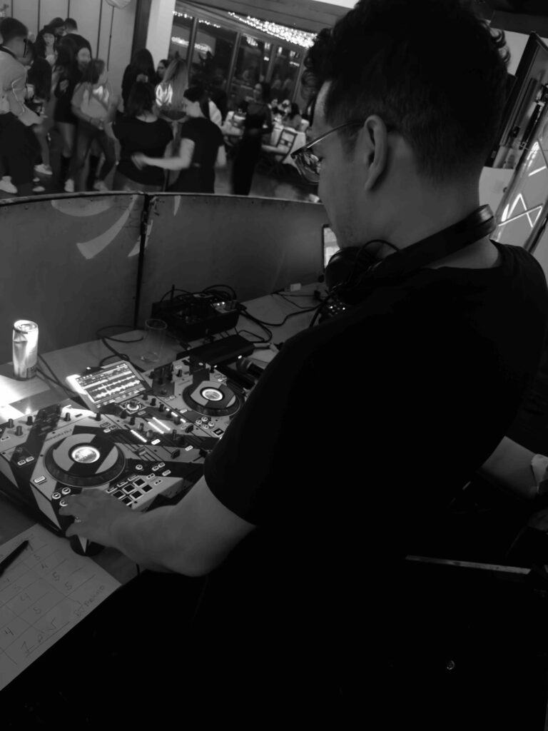 dj a domicilio en bogota economico